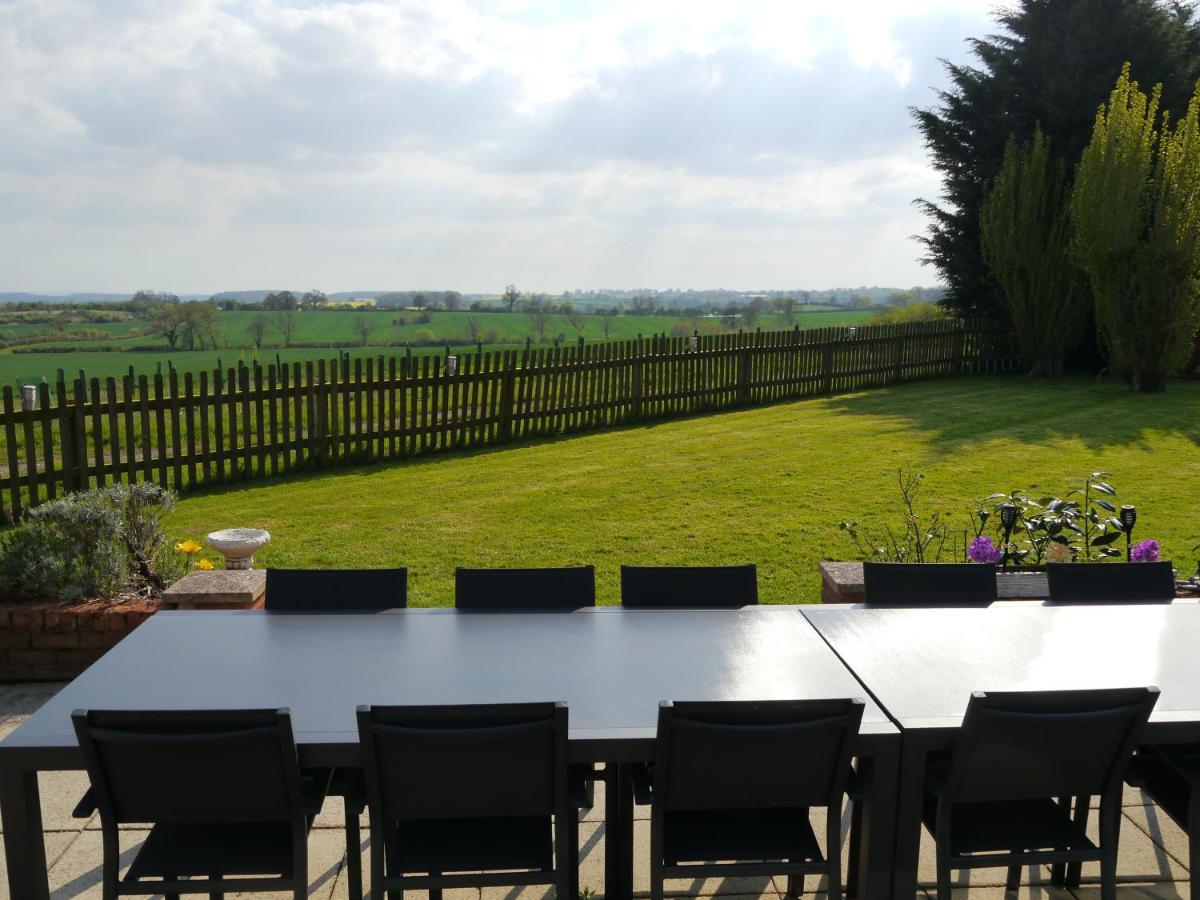 South View Country House Sleeps 12 - Hot Tub - Views 헨리인아덴 외부 사진